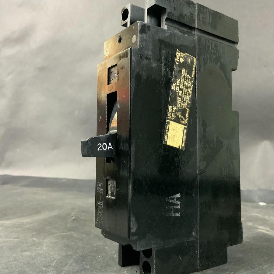 Used WESTINGHOUSE EA1020 CIRCUIT BREAKER ($35 OBO)