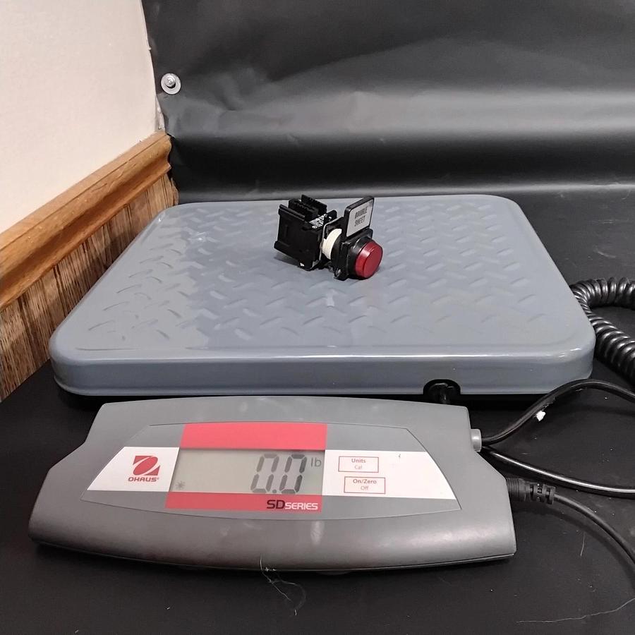 Used TELEMECANIQUE DFSN RED PILOT LIGHT ($10 OBO)