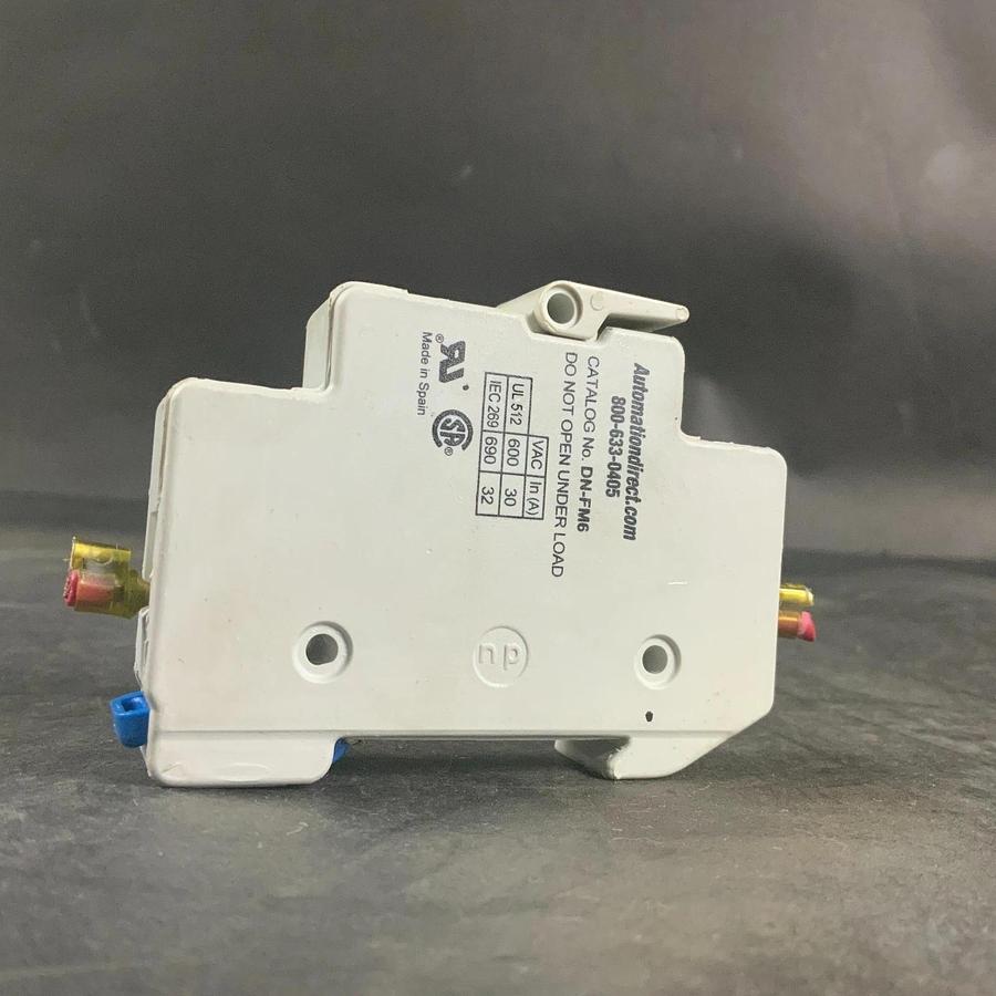 Used AUTOMATION DIRECT DN-FM6 DINNECTORS FUSE HOLDER ($8 OBO)