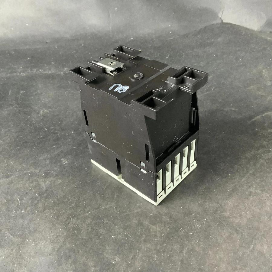 Used MOELLER DIL M9-10 190/220V CONTACTOR ($25 OBO)