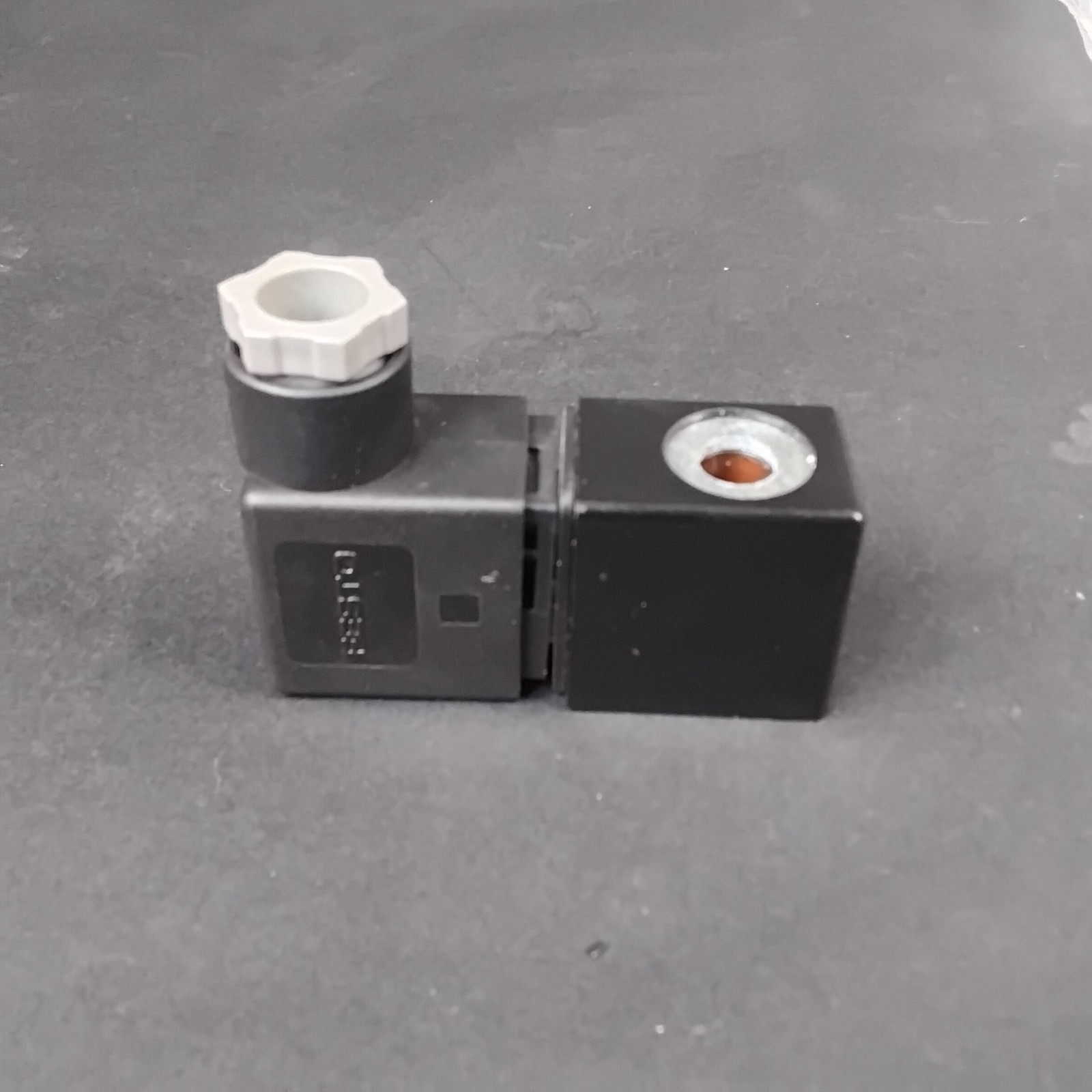 Used FESTO MSFG-24/42-50/60 24VAC/DC COIL ($12 OBO)