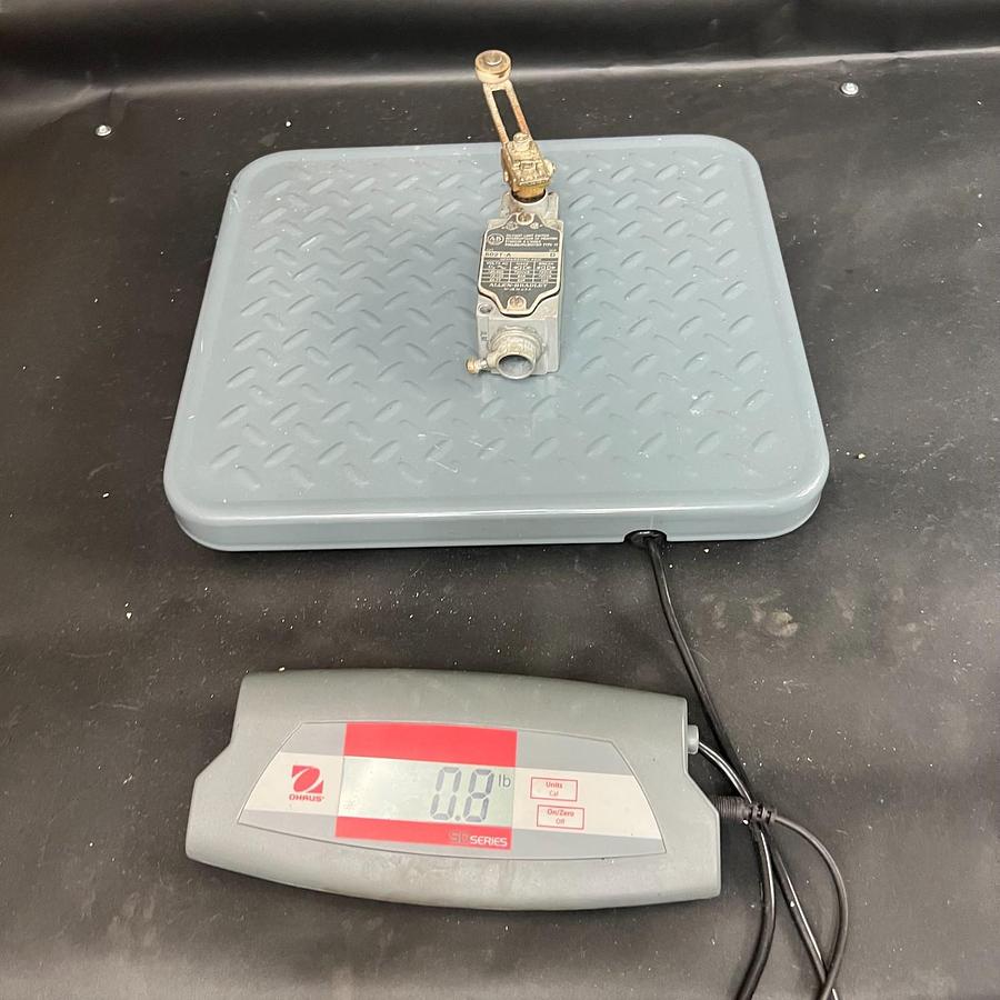 Used ALLEN BRADLEY 802T-A SER D LIMIT SWITCH ($35 OBO)