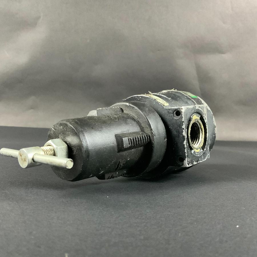 Used SPEEDAIRE 1Z885B AIR FILTER REGULATOR VALVE ($30 OBO)