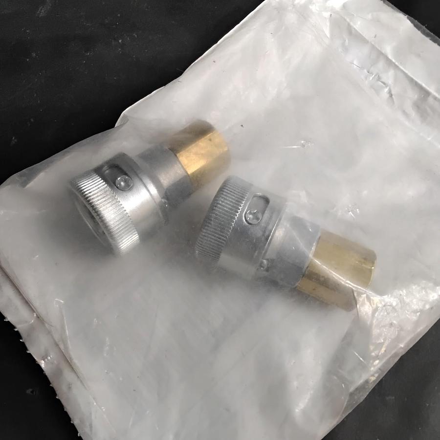 SCHRADER BELLOWS W-3185-2 SOCKET ($55 OBO)