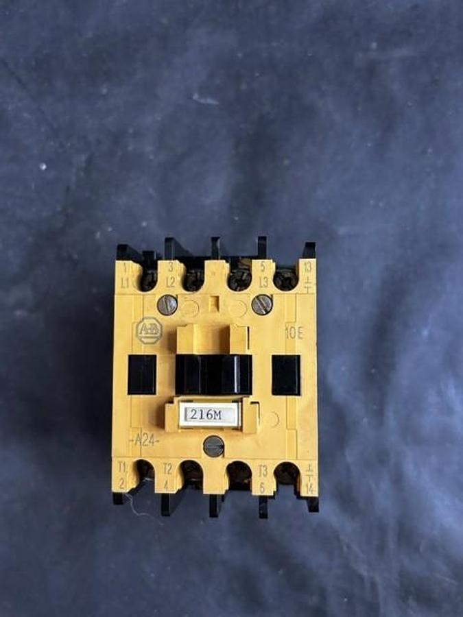 Used ALLEN BRADLEY 100-A24ND3 CONTACTOR ($20 OBO)