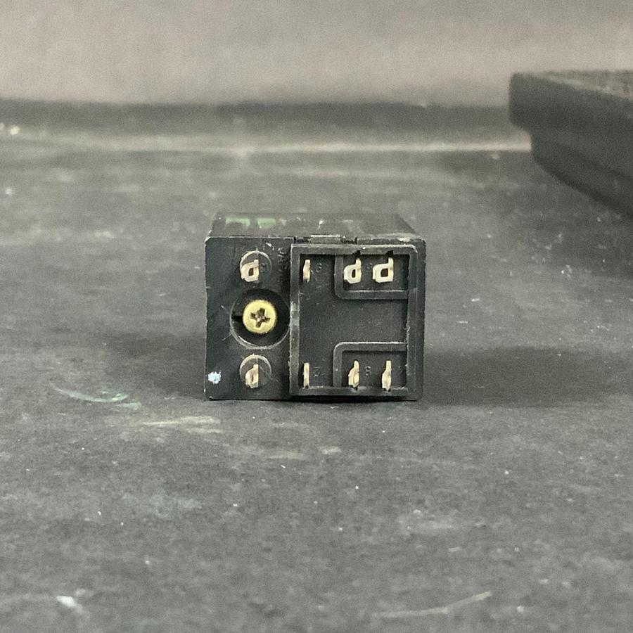 Used FUJI ELECTRIC HH52P-L-DC24V( $22 OBO)