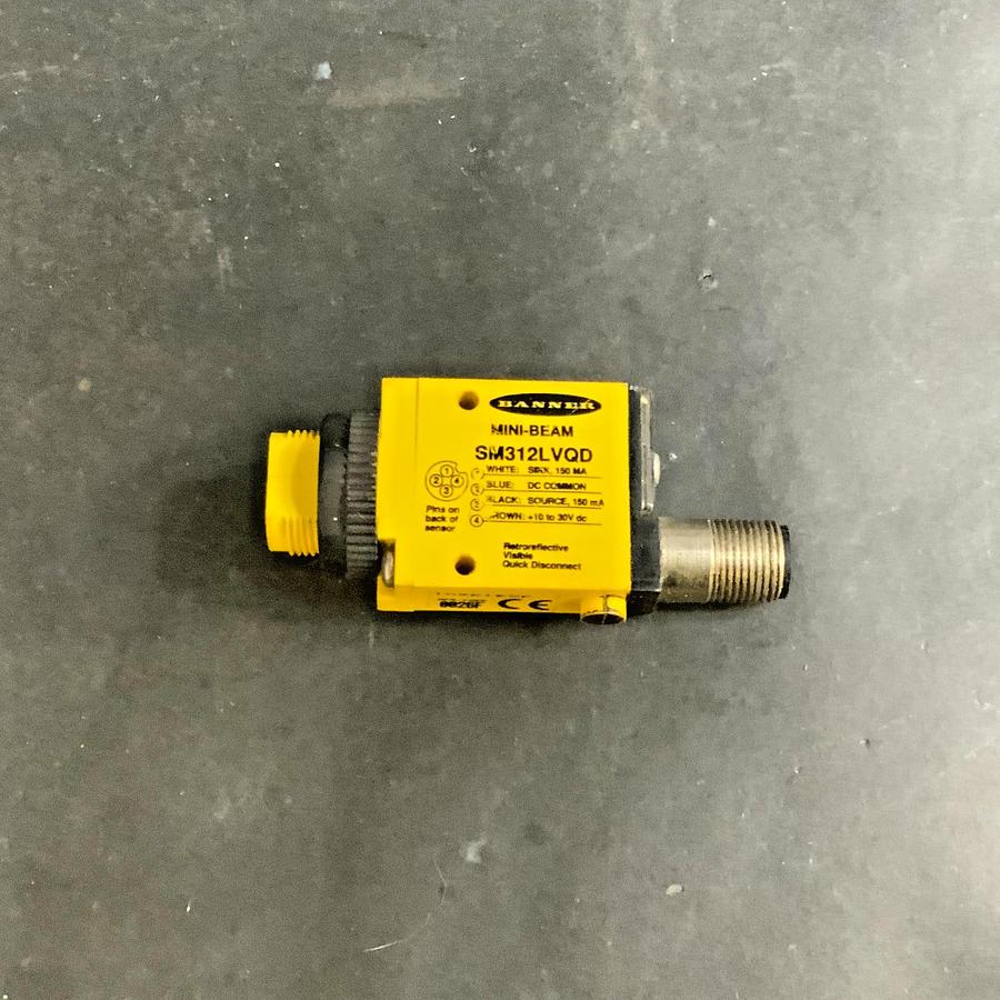 Used BANNER MINI-BEAM SM312LVQD PHOTOELECTRIC SENSOR ($20 OBO)