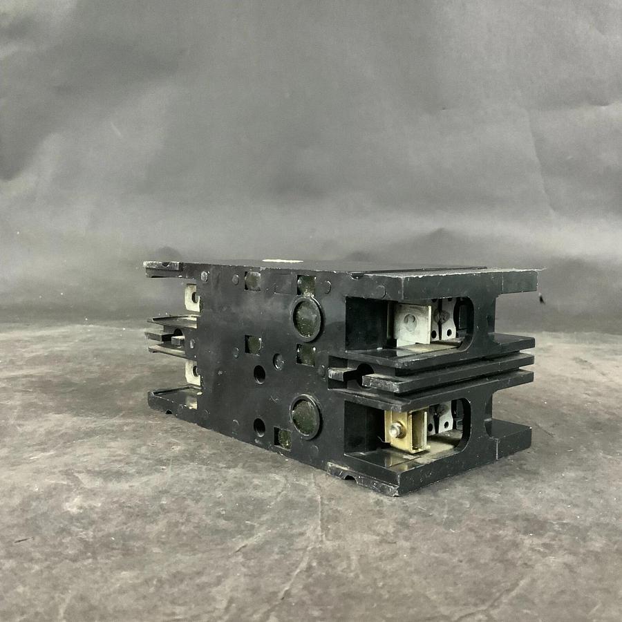 WESTINGHOUSE EB2020 CIRCUIT BREAKER ($30 OBO)