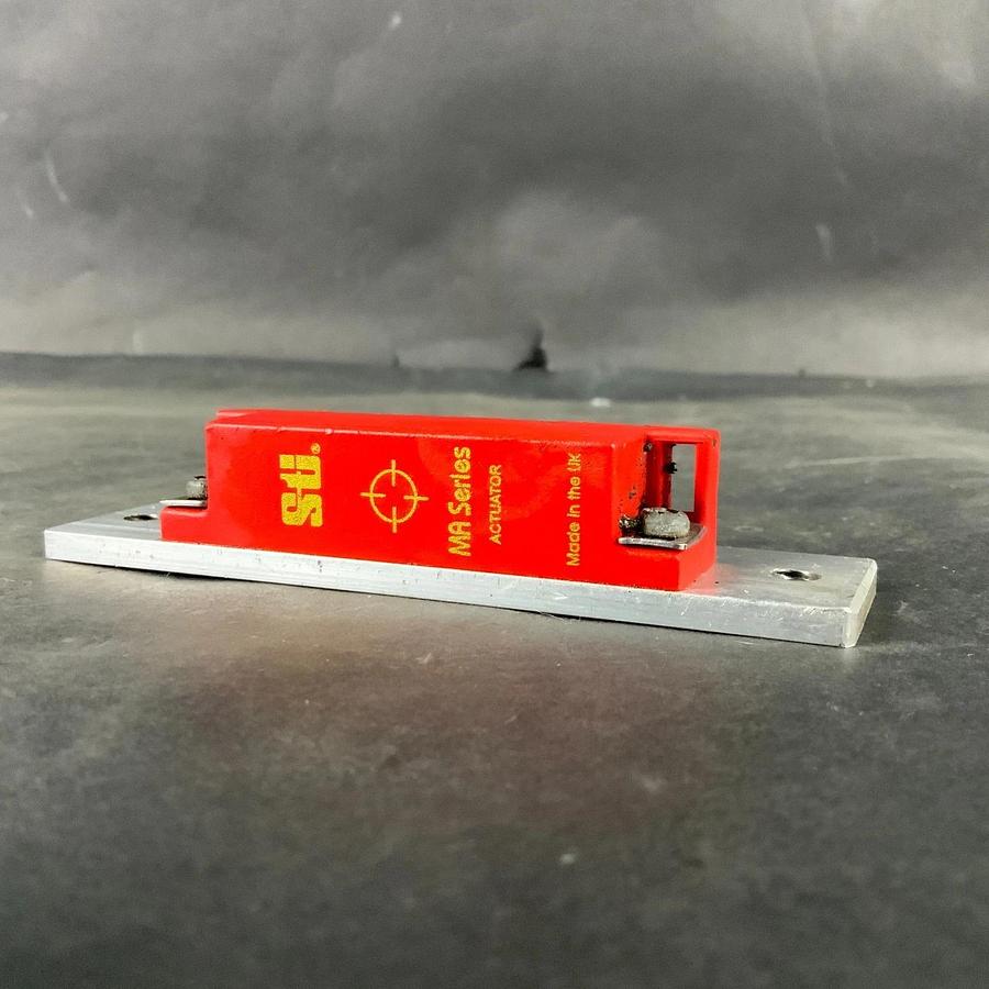 Used STI MA SERIES ACTUATOR ($15 OBO)