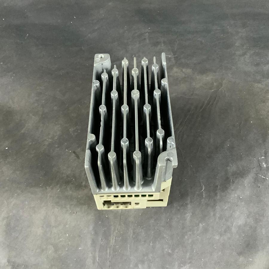 Used YASKAWA CIMR-XCBA20P4 INVERTER ($120 OBO)