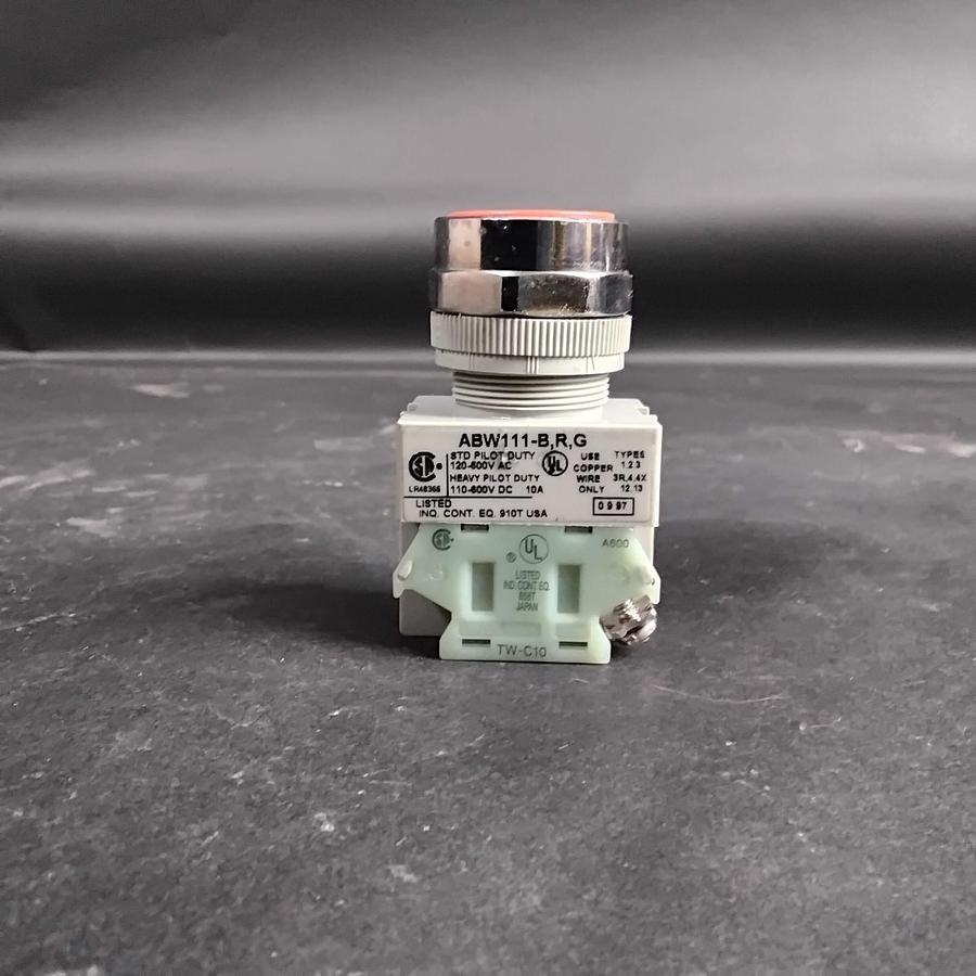 Used IDEC ABW111-B,R,G RED PUSHBUTTON ($12 OBO)