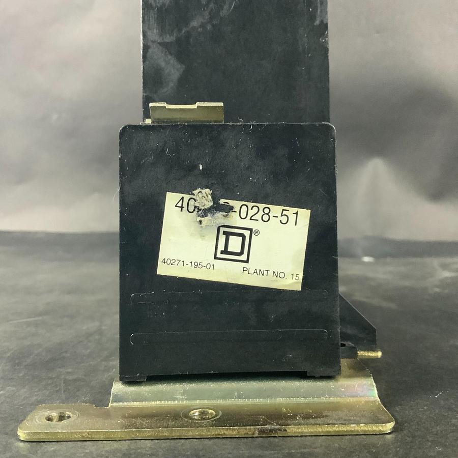 Used SQUARE D 40566-028-51 FUSE BLOCK HOLDER ($25 OBO)