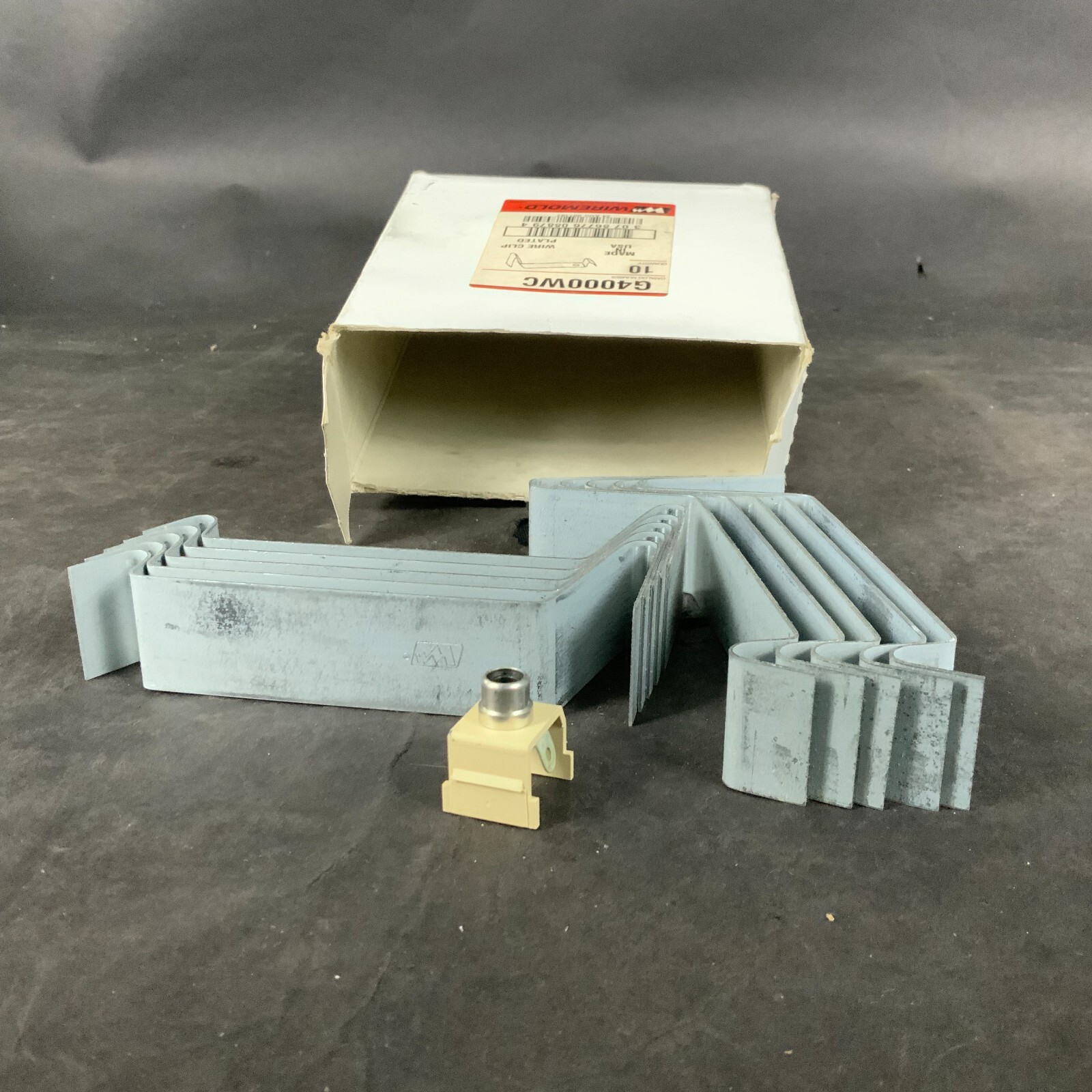 WIREMOLD G4000WC RACEWAY WIRE CLIP - SET OF 10 ($15 OBO)