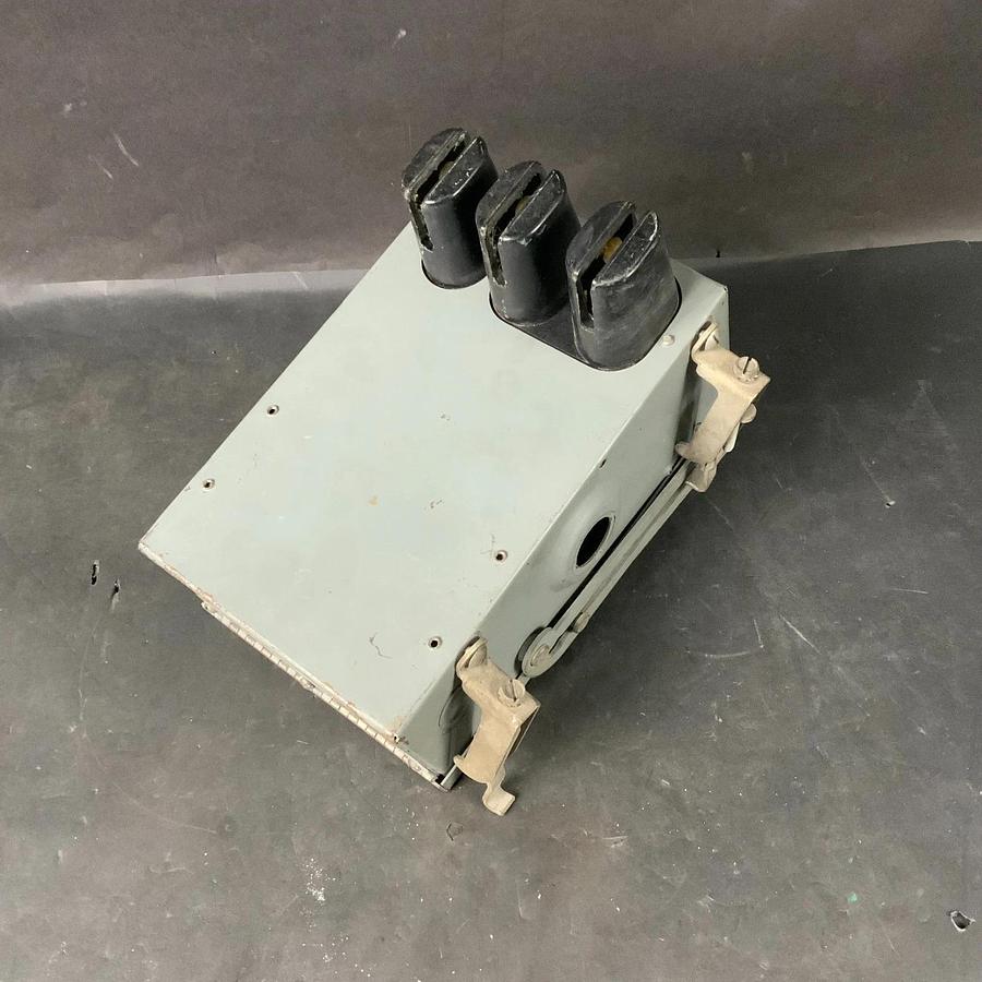 Used GE FL-361  FUSIBLE BUSWAY SWITCH ($40 OBO)