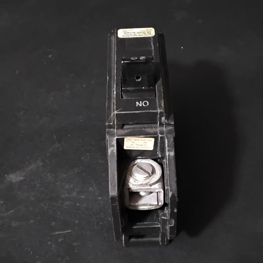 Used GENERAL ELECTRIC THQC1120 CIRCUIT BREAKER ($15 OBO)