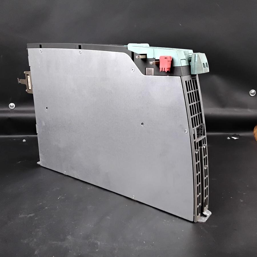 Used SIEMENS 6SL3130-6AE21-0AB0 SMART LINE MODULE ($700 OBO)