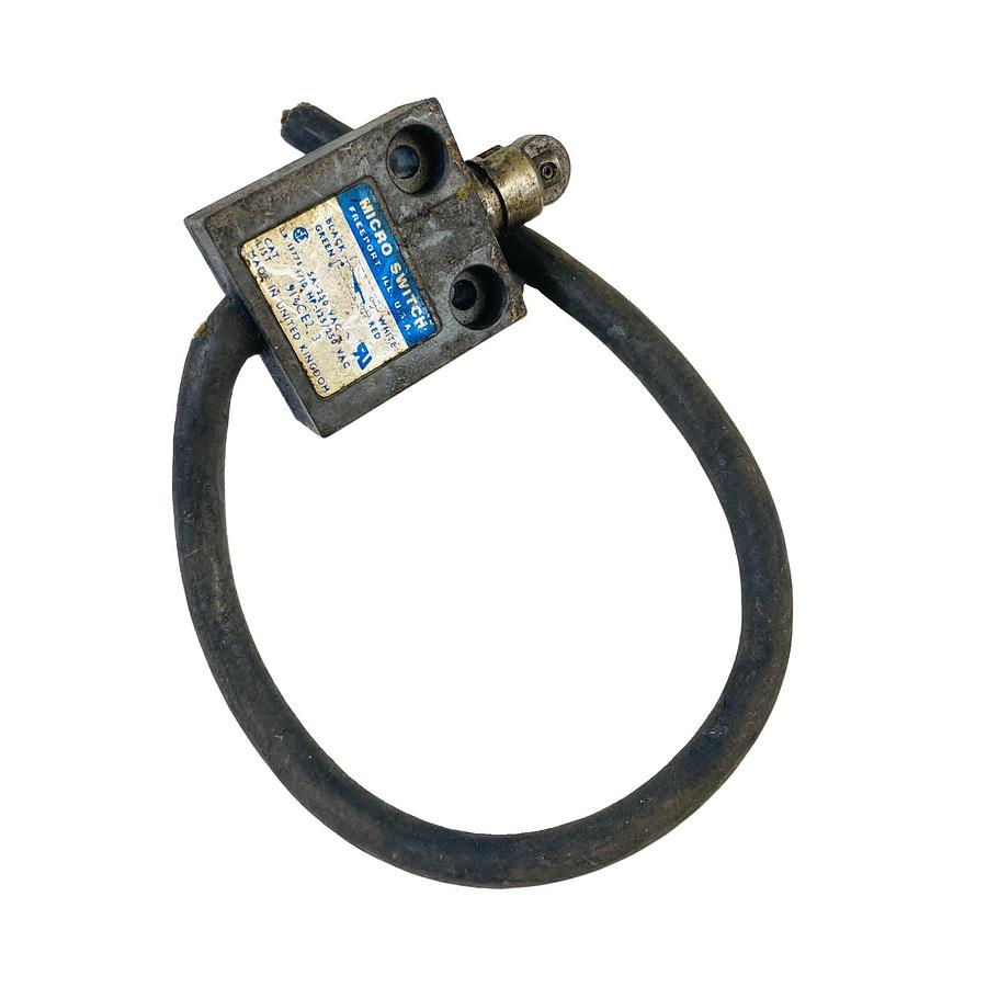 Used HONEYWELL 914CE2-3 MICRO SWITCH COMPACT LIMIT SWITCH ROLLER PLUNGER 5A 250V SPDT