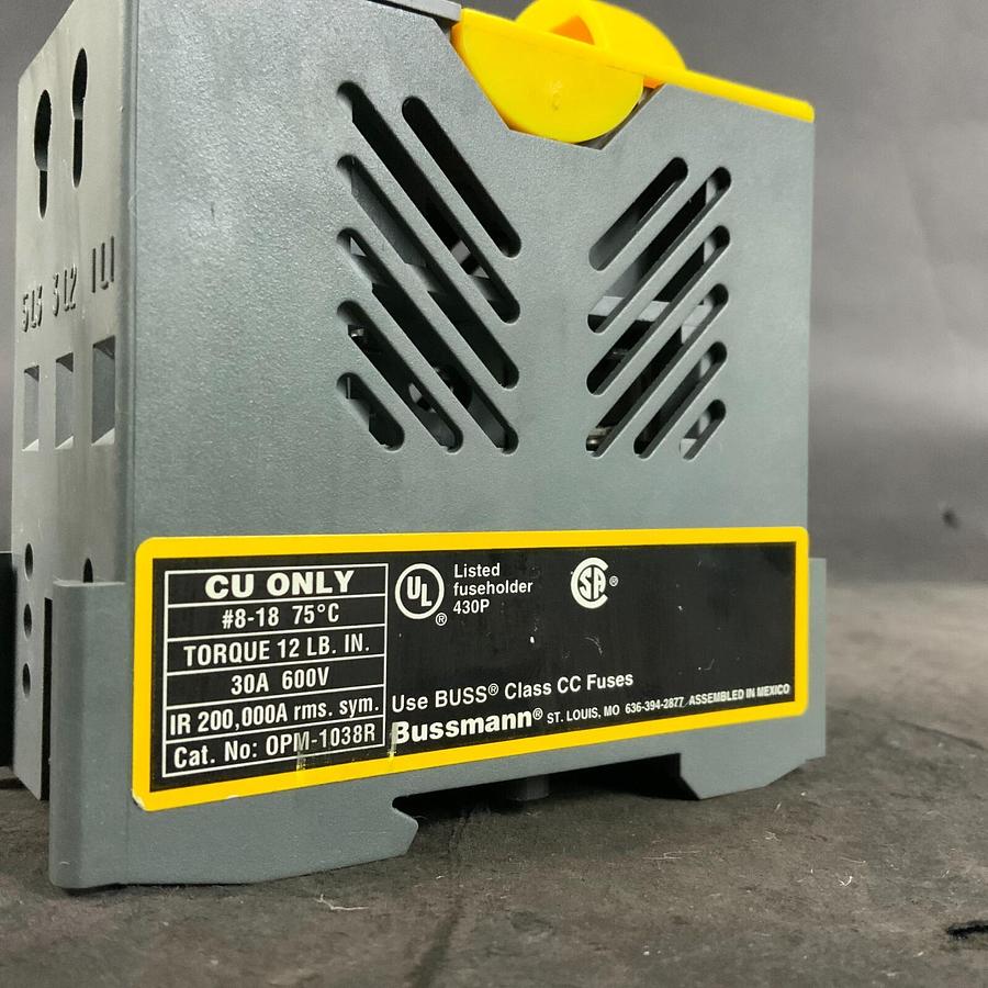 Used BUSSMANN OPM-1038R FUSE BLOCK ($10 OBO)