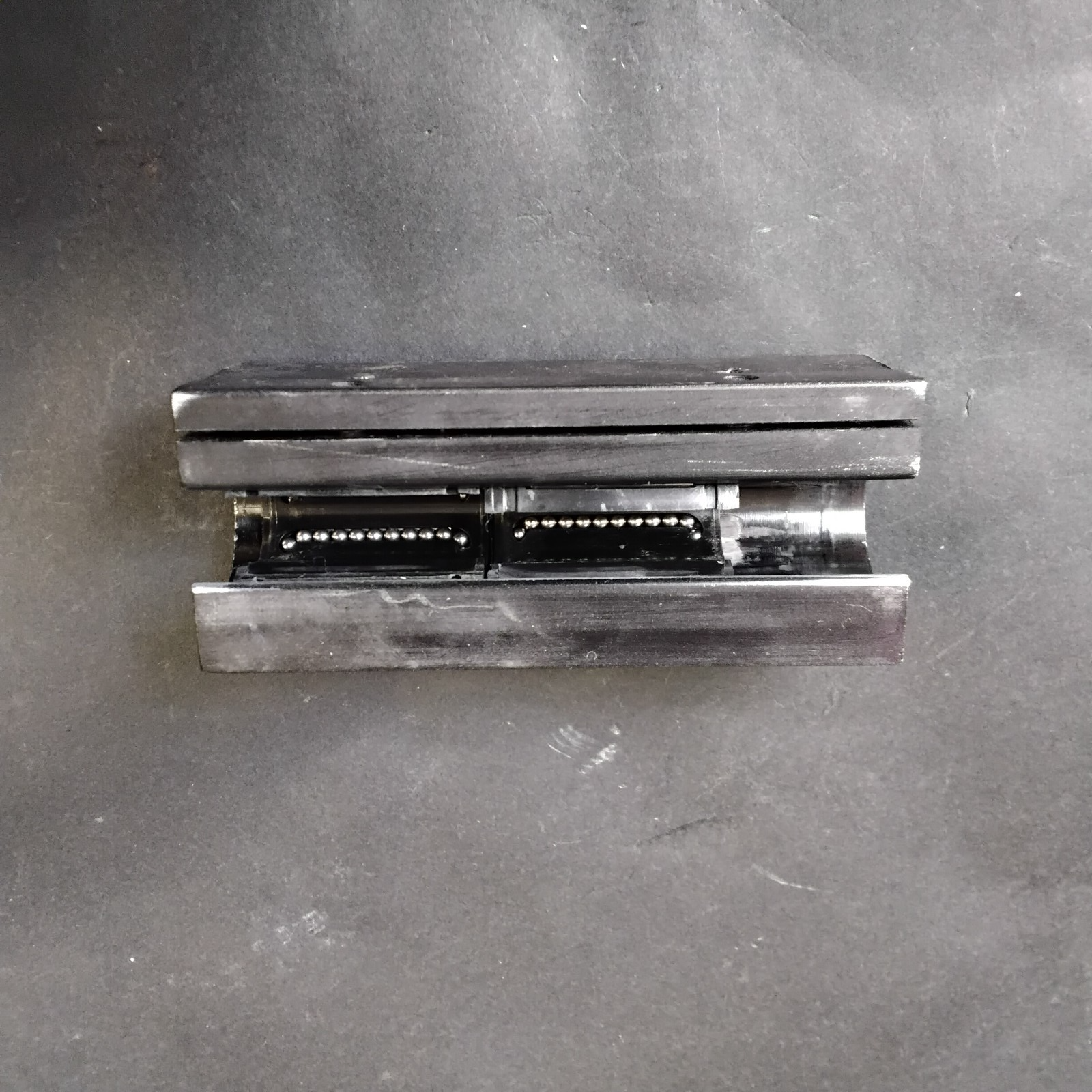 Used THOMSON QUICKSLIDE LINEAR CARRIAGE COMPONENT ($14 OBO)