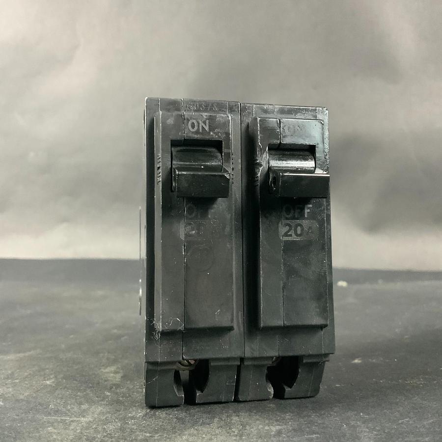 Used GENERAL ELECTRIC RT-690 20 AMP CIRCUIT BREAKER ($12 OBO)