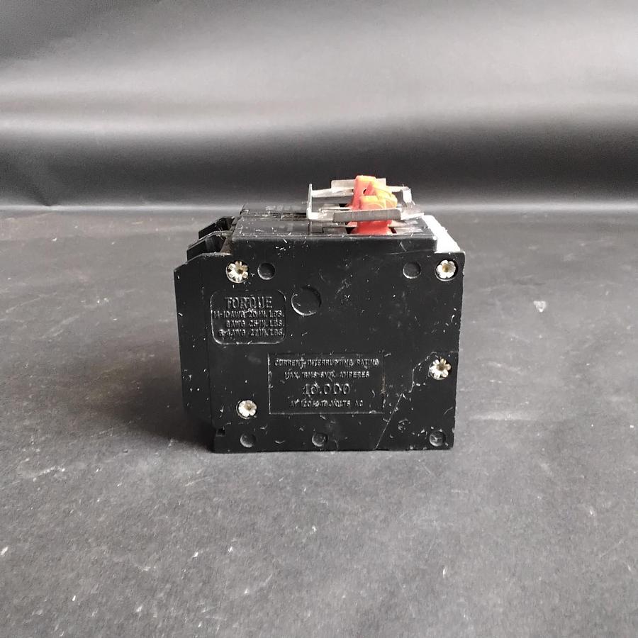 Used BRYANT BQ220-220 CIRCUIT BREAKER ($17 OBO)