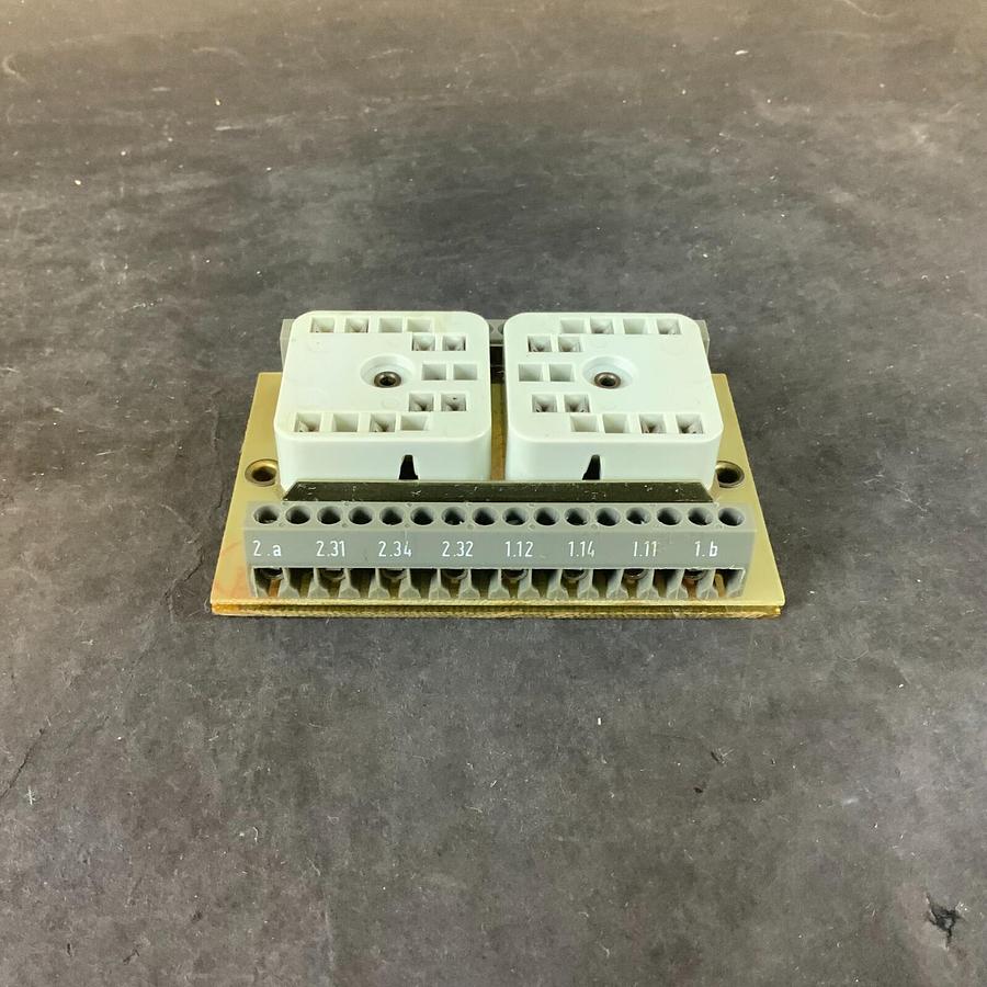 Used KUHNKE AUTOMATION RELAY SOCKET FOR EB4 RELAY ($10 OBO)