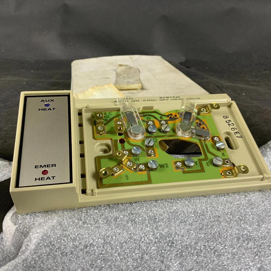 WHITE RODGERS S28-1 SUB-BASE ($25 OBO)