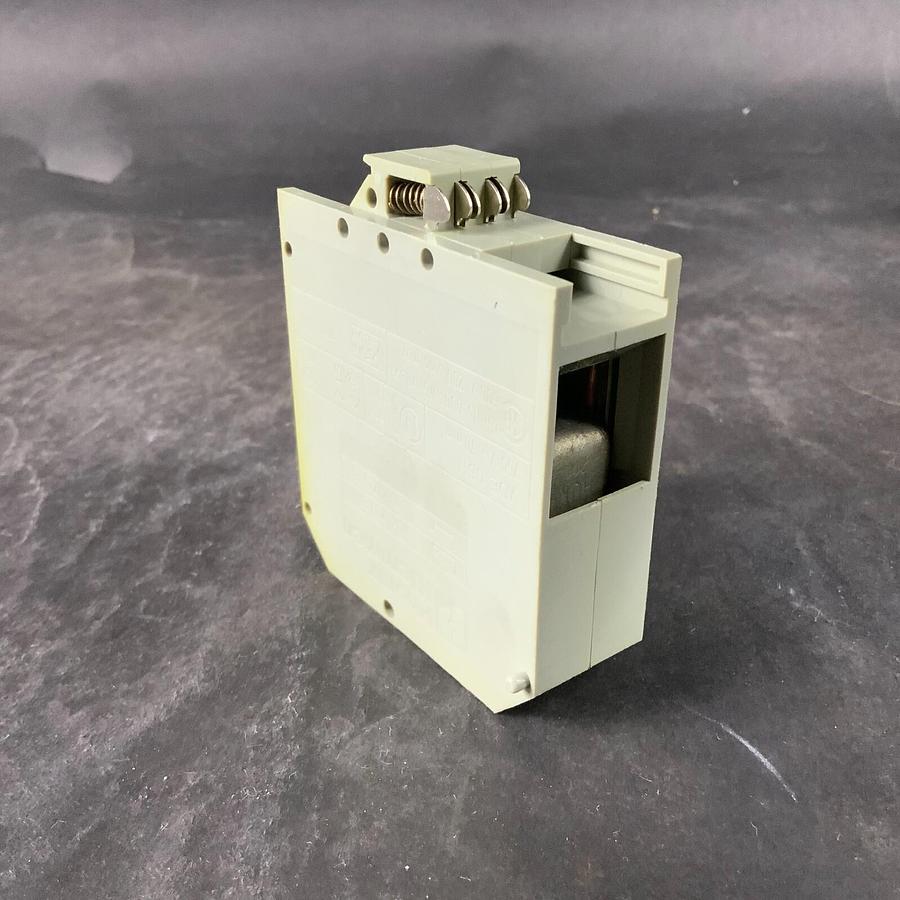 Used PHOENIX CONTACT K70/E TERMINAL BLOCK ($15 OBO)