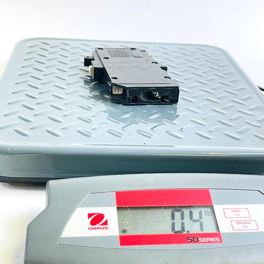 Used SQUARE D QOB120VHM 20A 1-POLE 120V 22KA BOLT-ON AFCI CIRCUIT BREAKER