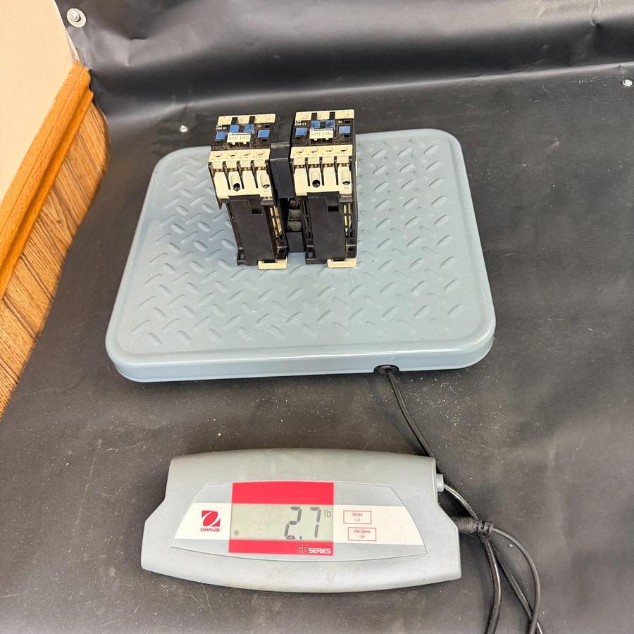 Used TELEMECANIQUE LP2-D0901 REVERSING CONTACTOR ($45 OBO)