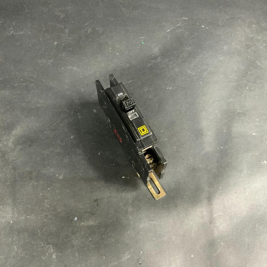 Used SQUARE D QOU 120 CIRCUIT BREAKER ($10 OBO)