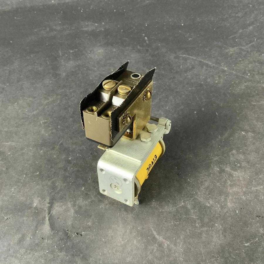 Used HONEYWELL 7PA13 LIMIT SWITCH ($15 OBO)