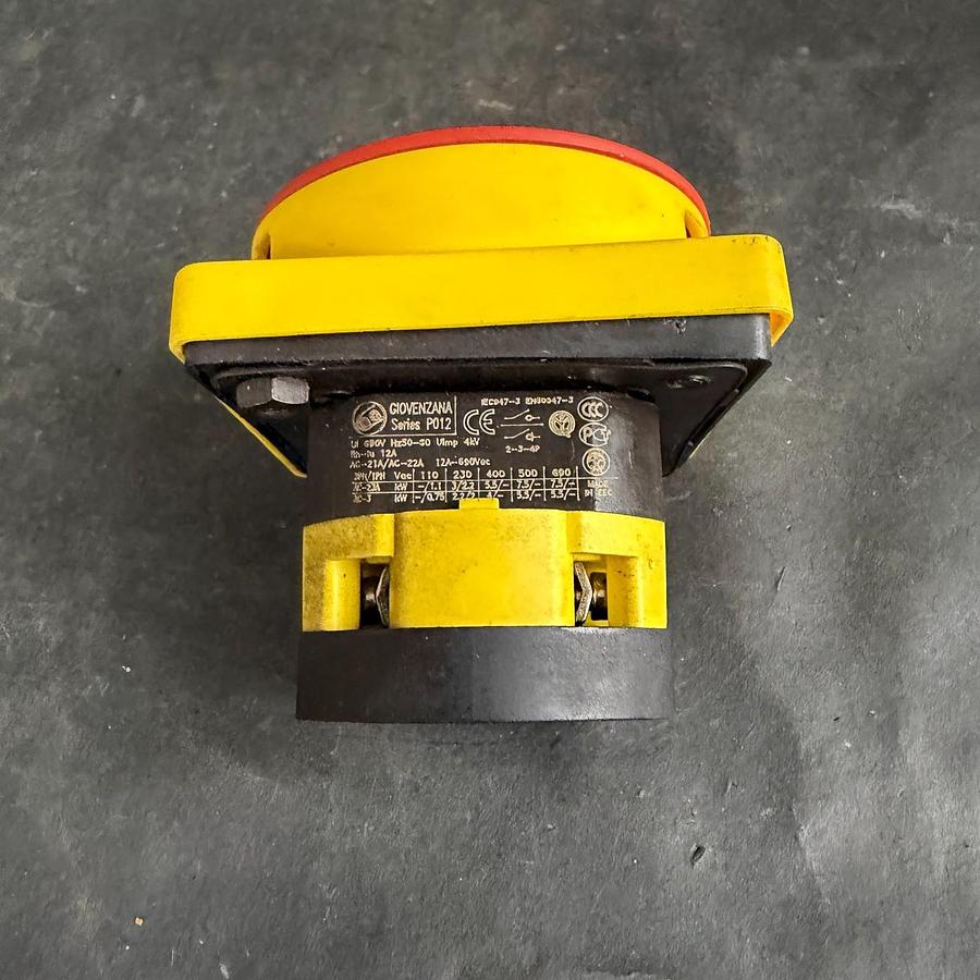 Used GIOVENZANA SERIES P012 POSITION SWITCH