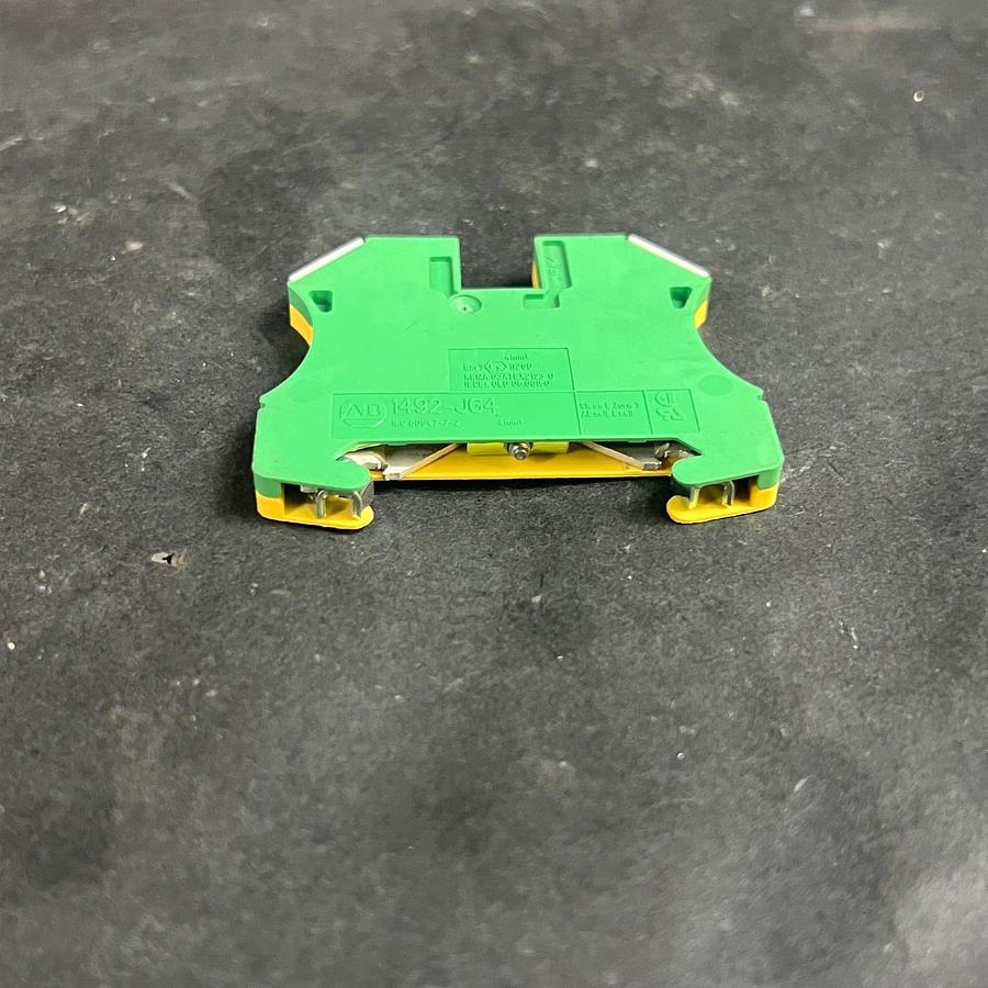 Used ALLEN BRADLEY 1492-JG4 TERMINAL BLOCK ($7 OBO)