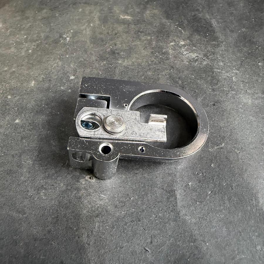 EATON 10250TA26 PADLOCK ATTACHMENT