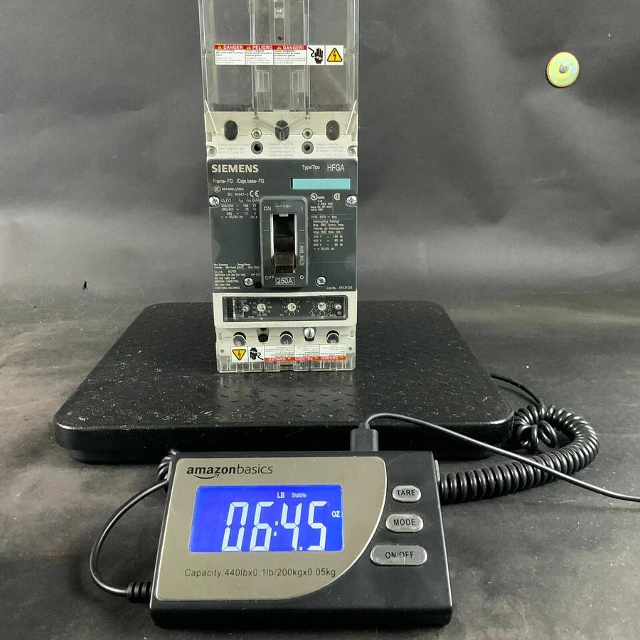 Used SIEMENS HFX3P250 CIRCUIT BREAKER ($350 OBO)