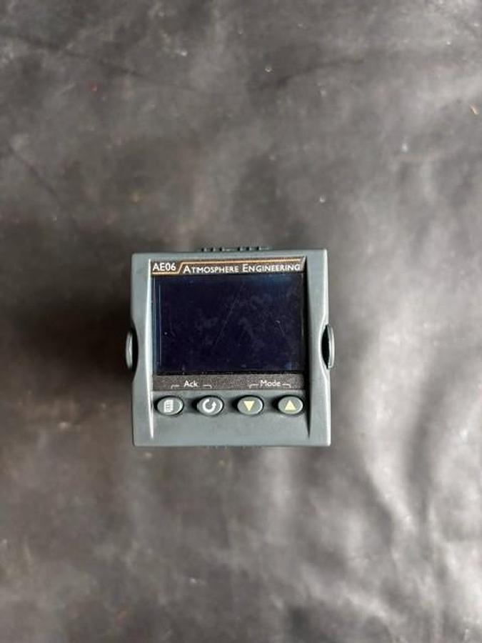 Used ATMOSPHERE ENGINEERING AE06 TEMPERATURE CONTROLLER ($60 OBO