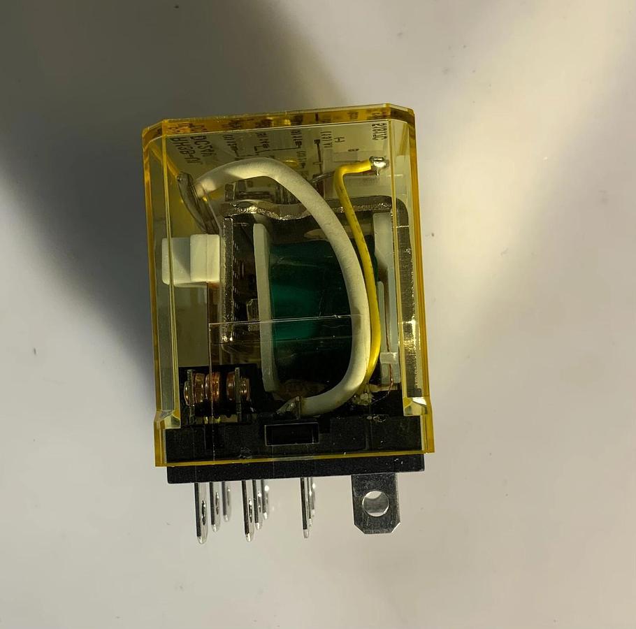 IDEC RU2S-D24 ($4.49/EACH OBO)