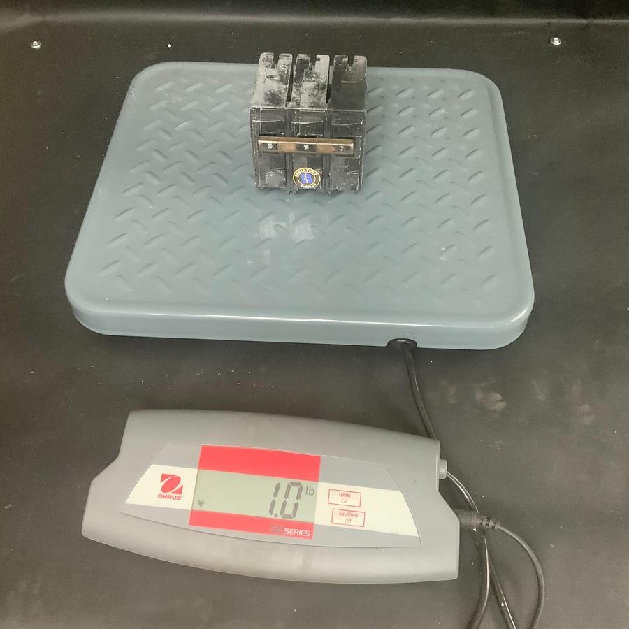 Used SIEMENS MP330 CIRCUIT BREAKER ($40 OBO)