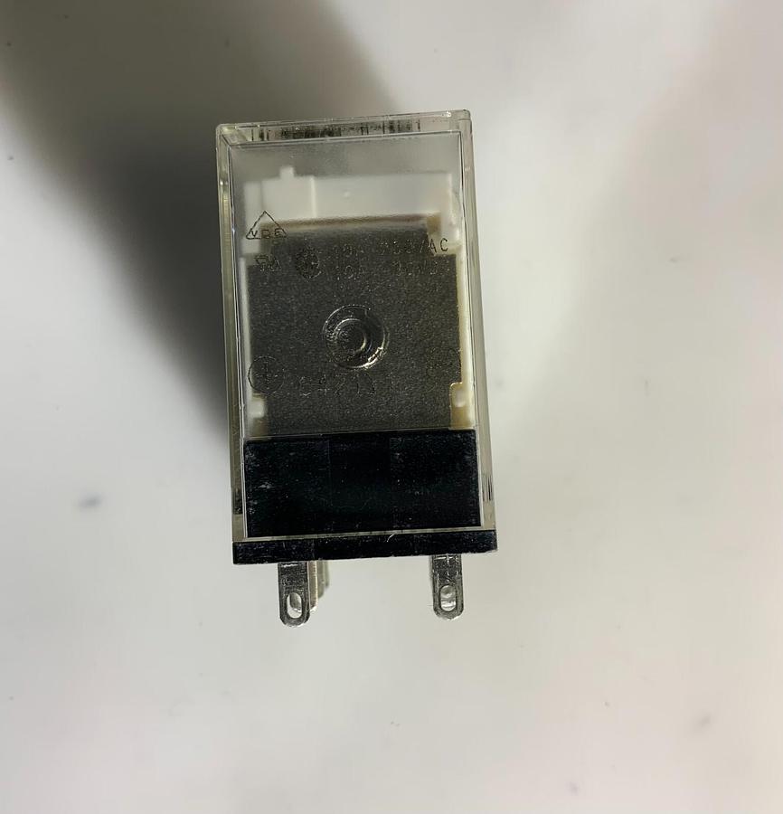 Used OMRON MY2N-24VDC ($5.99/EACH OBO)