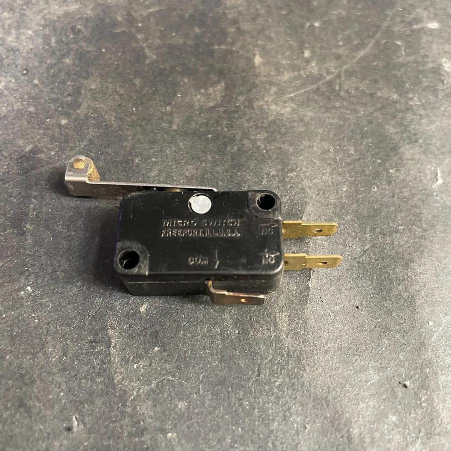 Used HONEYWELL V3L-111-D8 MICRO SWITCH