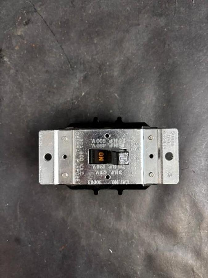 Used BRYANT 3003 SWITCH ($26 OBO)