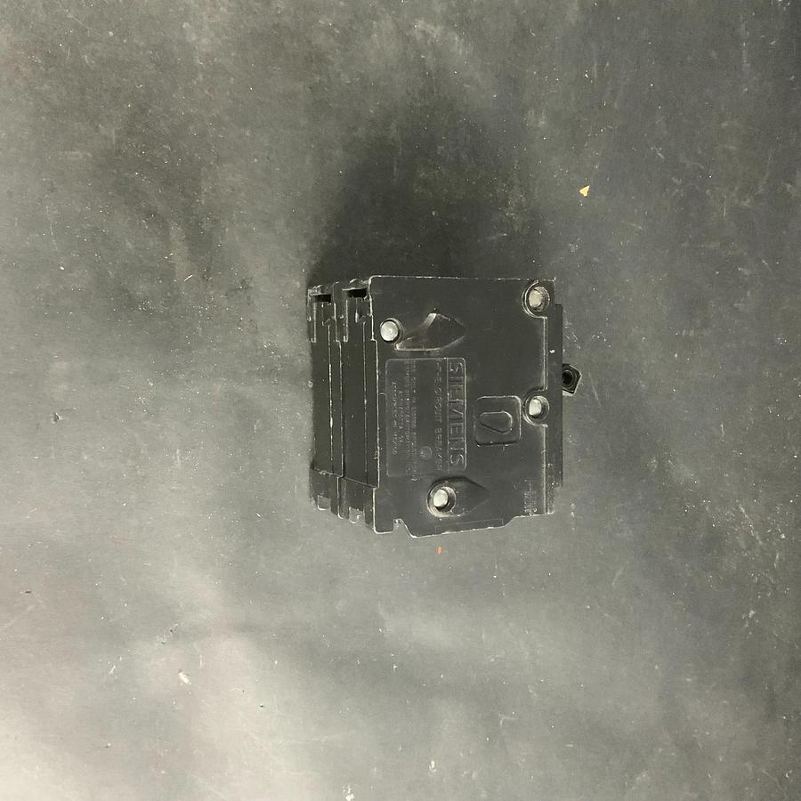 Used SIEMENS Q230 CIRCUIT BREAKER ($10 OBO)