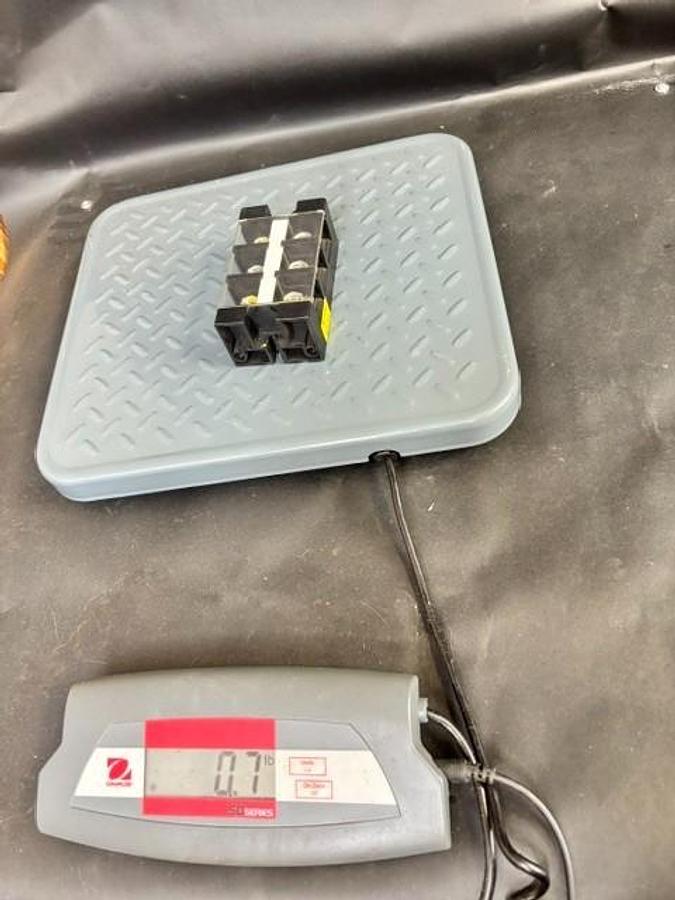 Used 0K-0100 SCCR HIGH-CURRENT BARRIER TERMINAL BLOCK