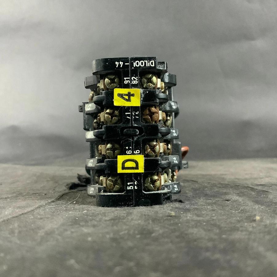 Used KLOCKNER MOELLER DILOOL-44 CONTACTOR ($35 OBO)