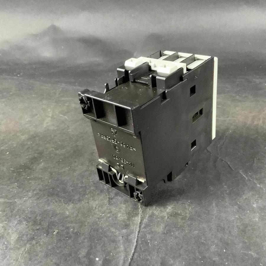 Used SIEMENS 3RT10 25-1A 220/240V CONTACTOR ($30 OBO)