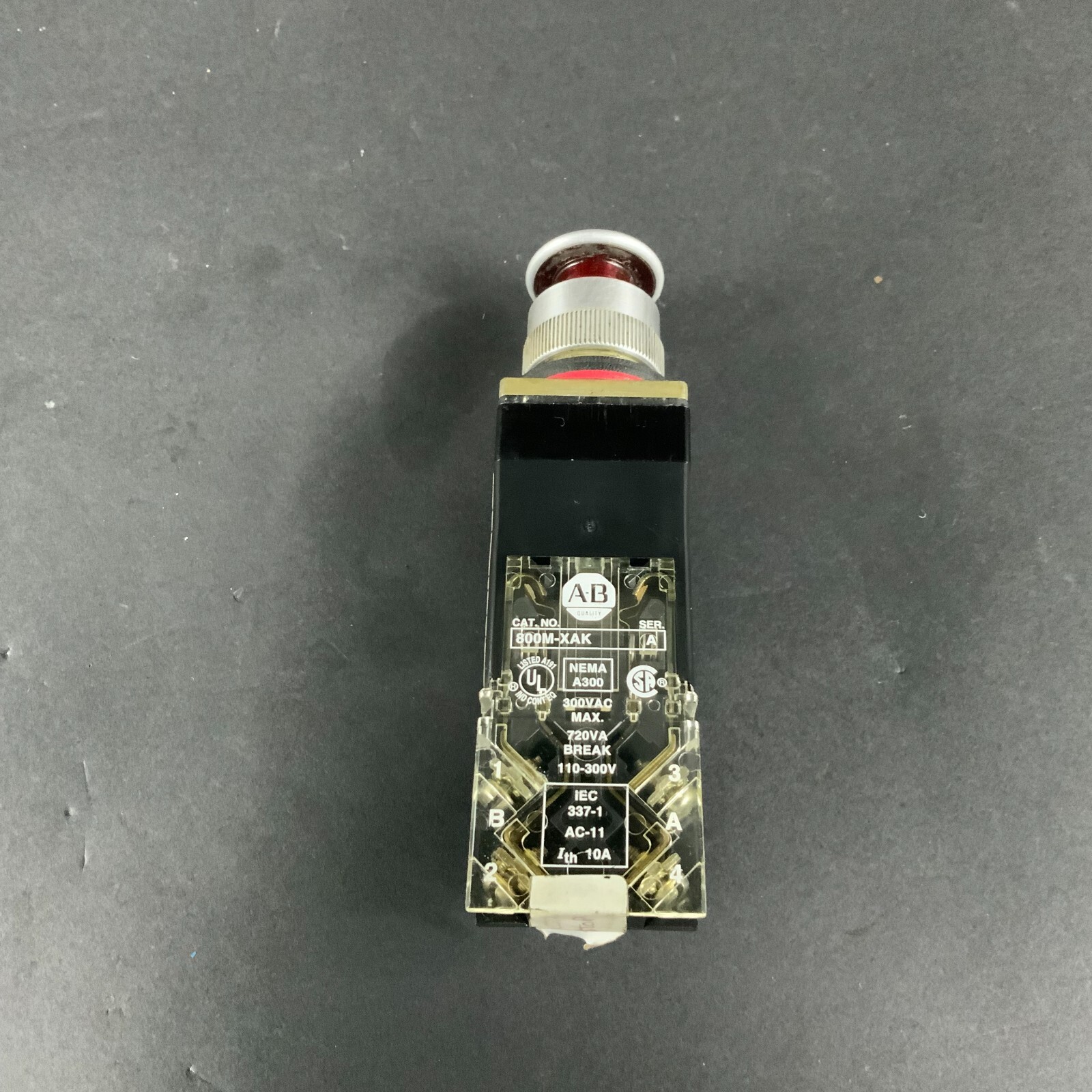 Used ALLEN BRADLEY 800MR-FXP16XS PUSHBUTTON SWITCH ($45 OBO)