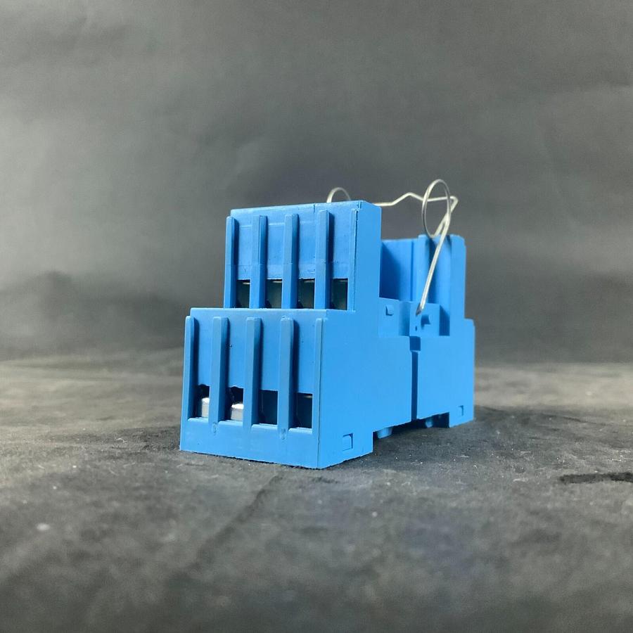 Used FINDER 94.84.1 RELAY SOCKET ($6 OBO)