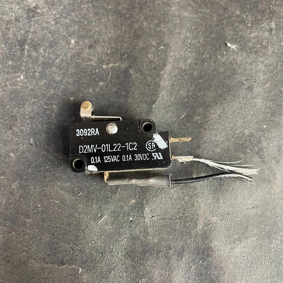 Used OMRON D2MV-01L22-1C2 MICRO SWITCH