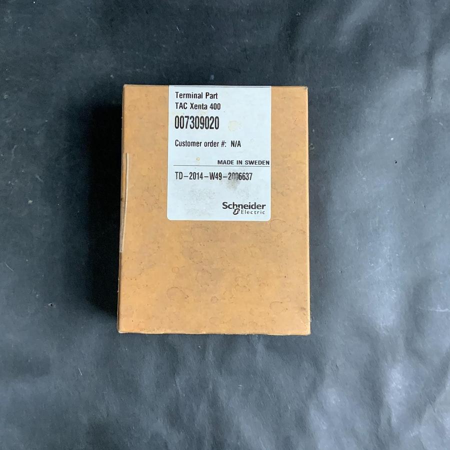 SCHNEIDER 007309020 TERMINAL PART ($30 OBO)